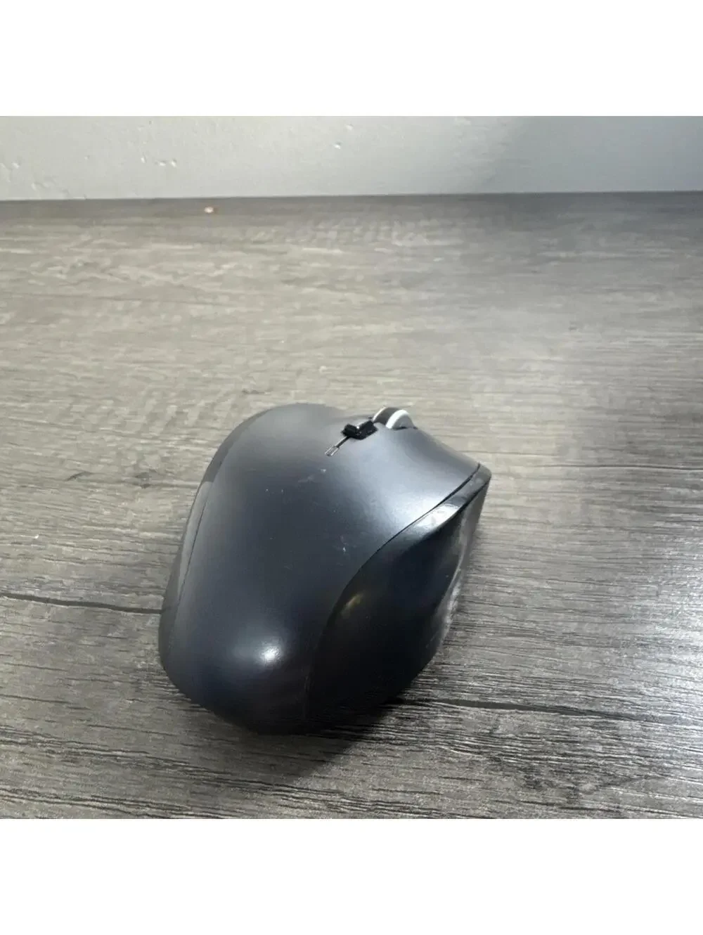 Logitech M705 Wireless Laser Mouse Black With USB Dongle